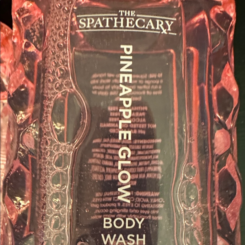 2 The Spathecary Pineapple Glow body washes bundle Mother’s Day Gift Idea